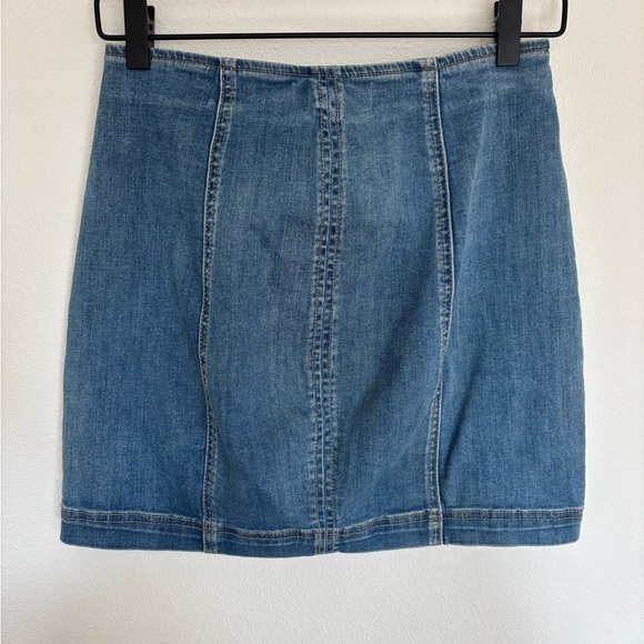 PacSun Blue Mini denim Skirt with Tie up laced Front - Picture 4 of 4